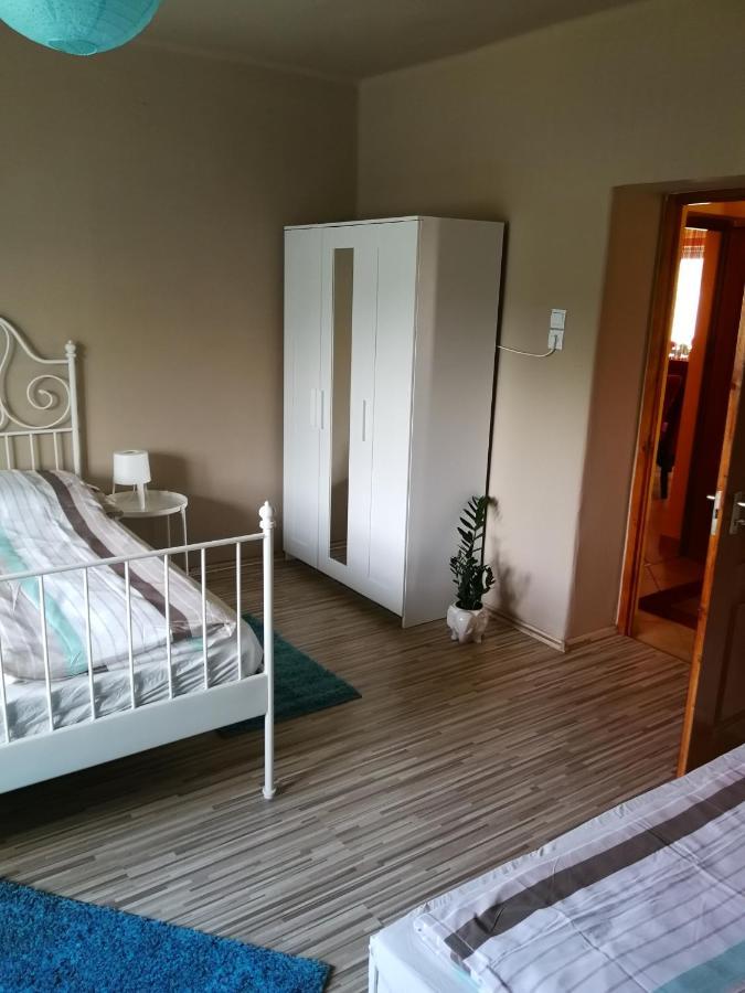 Zso-Ze Apartman Tiszafured Ngoại thất bức ảnh