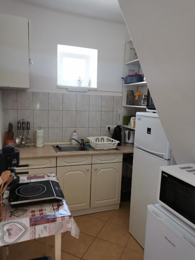 Zso-Ze Apartman Tiszafured Ngoại thất bức ảnh